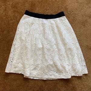 *NWT* white lace skirt